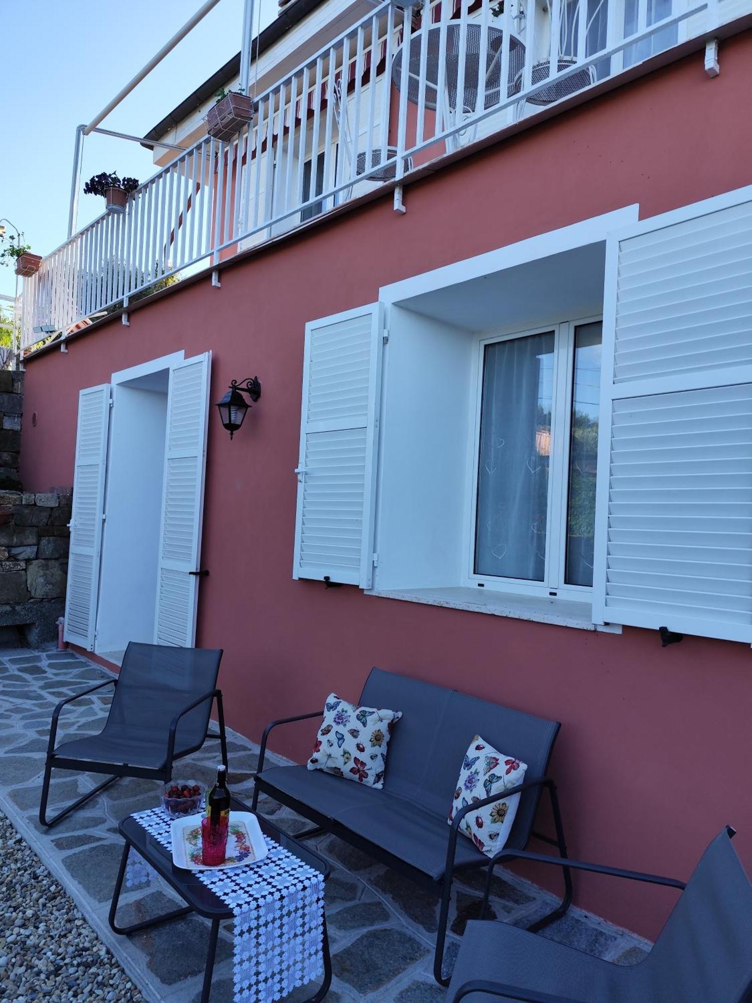 La Casa Di Giada, Appartamento In Villetta Con Aria Condizionata, Wi-Fi E Parcheggio Gratuito Poggi Bagian luar foto