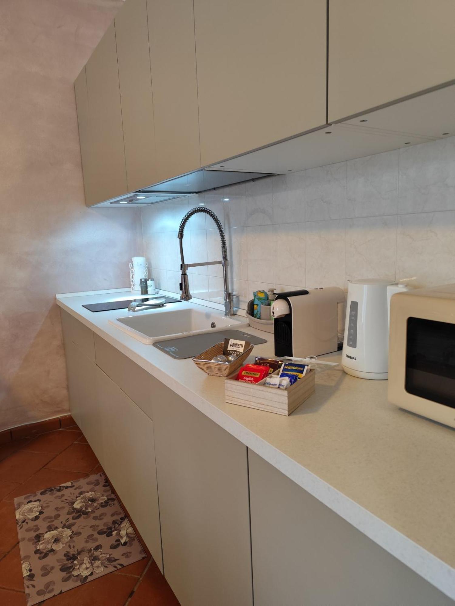 La Casa Di Giada, Appartamento In Villetta Con Aria Condizionata, Wi-Fi E Parcheggio Gratuito Poggi Bagian luar foto